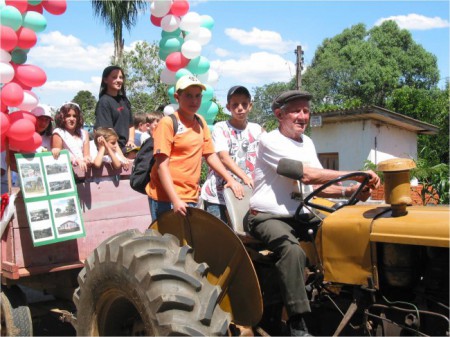 Desfile - Festa do Colono